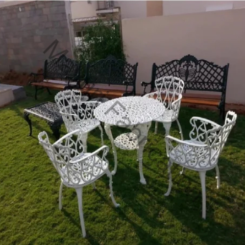 Cast Chair & Table Set | PVD -SS