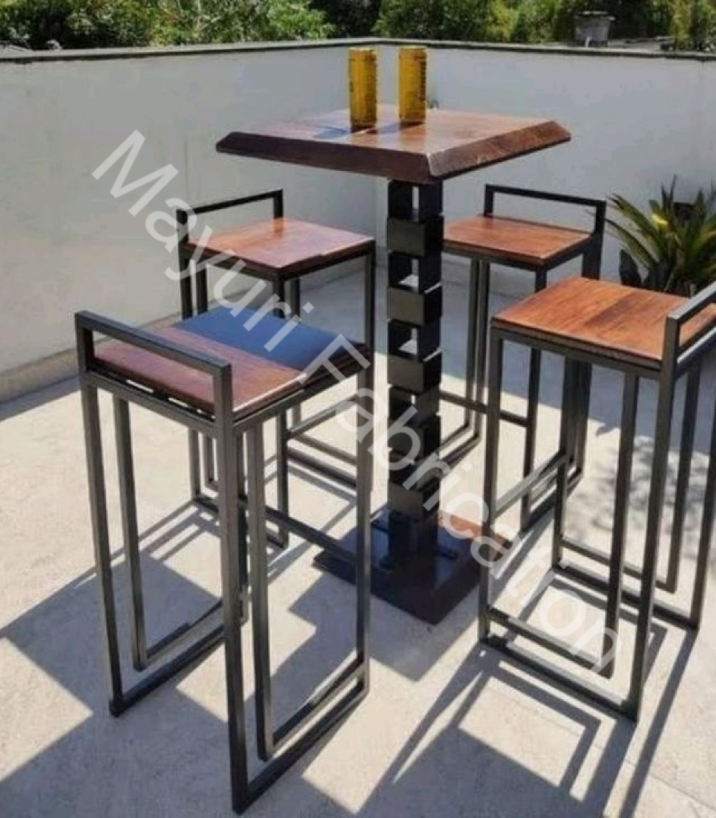 Bar Table in Begaluru